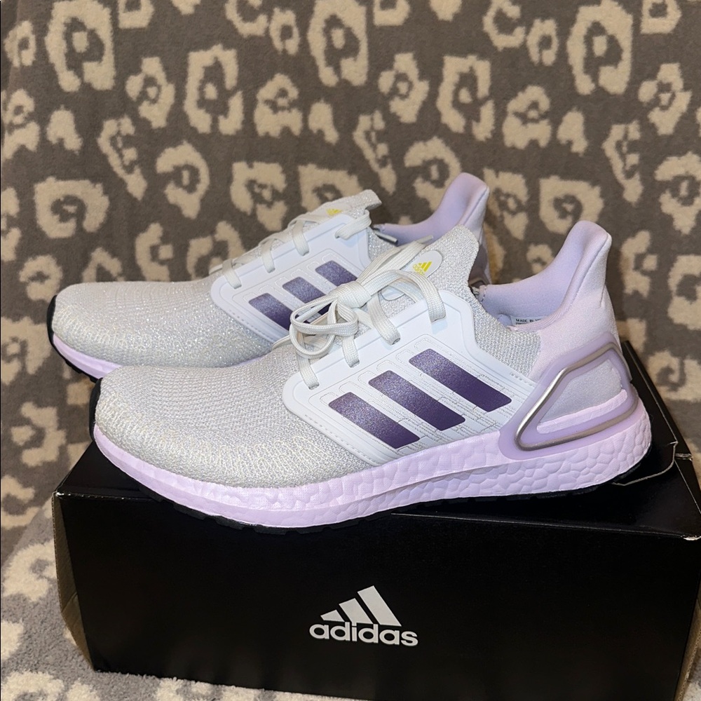 Adidas Ultraboost 20 W in EGO762 Sneakers 👟 👟 New 🆕 & Never Worn 😍😍 - Picture 5 of 17